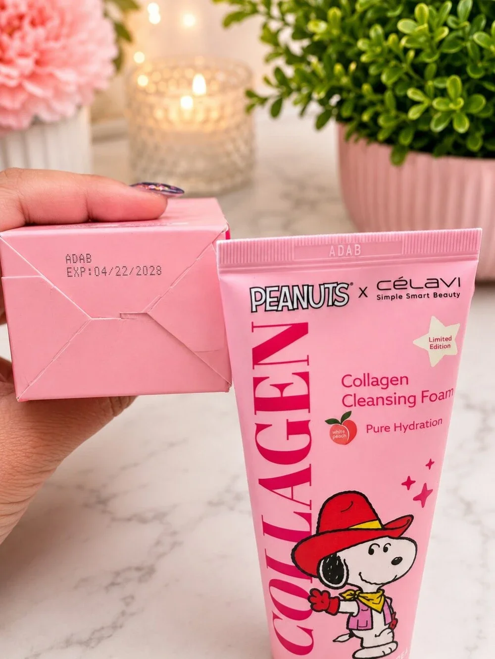 Peanuts x Célavi Snoopy Collagen Cleansing Foam White Peach Limited Edition NIB